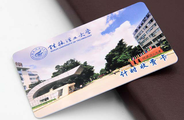 非接觸式智能卡如何工作？